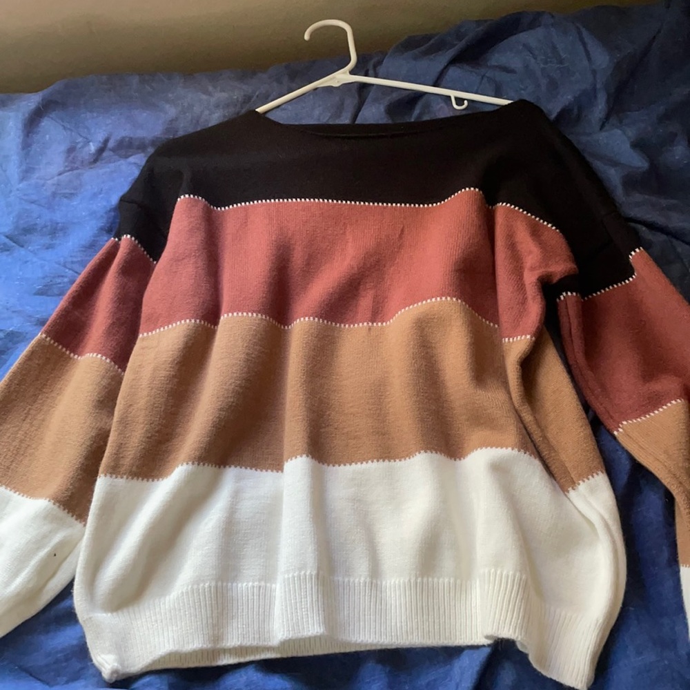 Brown/black sweater size medium